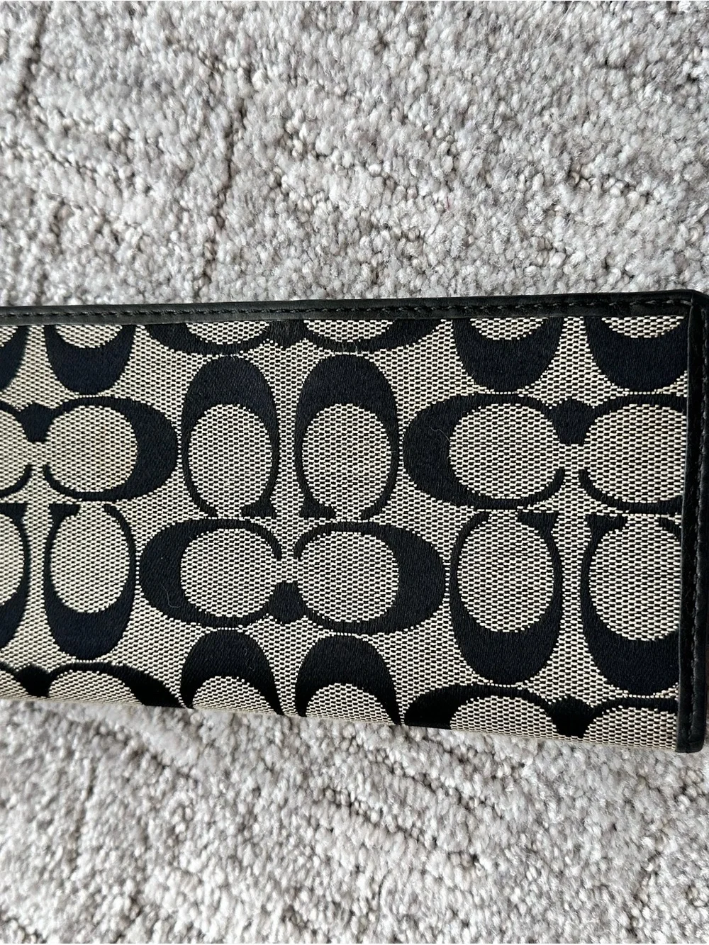 Designer-Style Monogram Long Wallet in Black and Beige - Picture 7 of 7